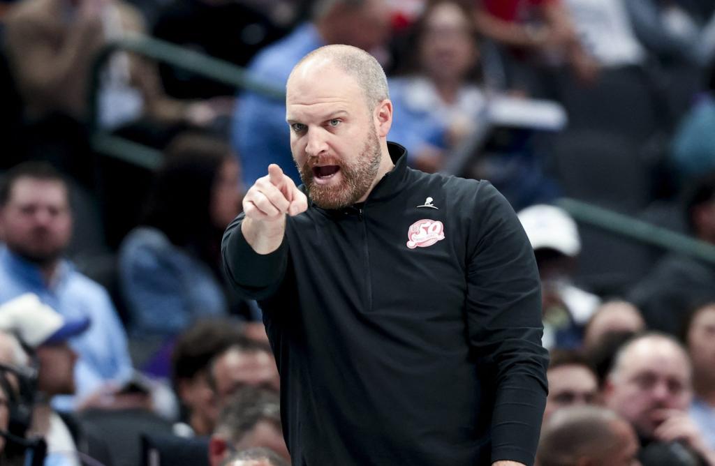 Grizzlies head coach Taylor Jenkins reacts during the game against the Dallas Mavericks.