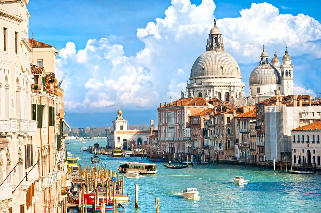 Sanchez and Sanchez will be married in Venice, Italy.