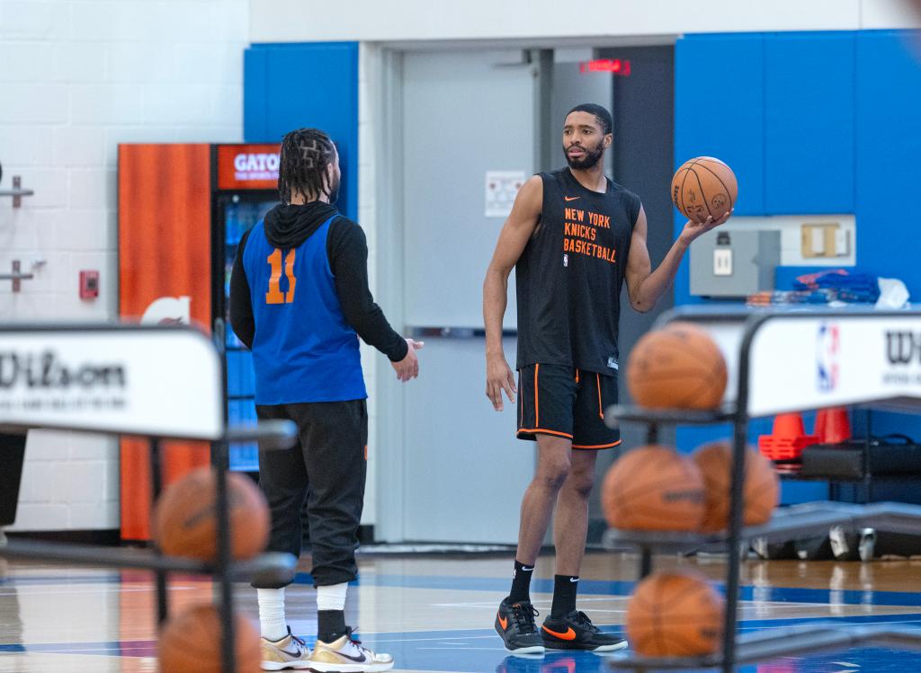 Knicks guard Jalen Brunson with forward Mikal Bridges during practice at the Knicks practice facility in Tarrytown, New York.