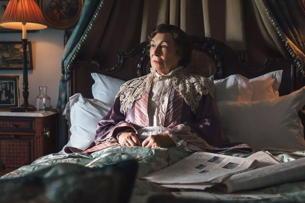 Anjelica Huston as Lady Tressilian in the 2025 mini-series "Towards Zero."