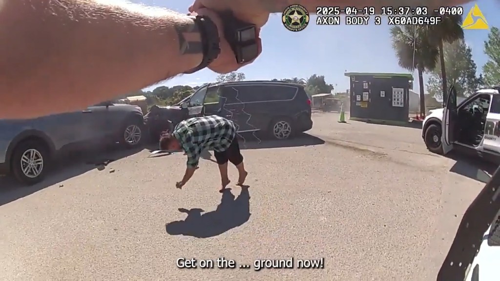 Smith is seen being tased by an officer after the chase.