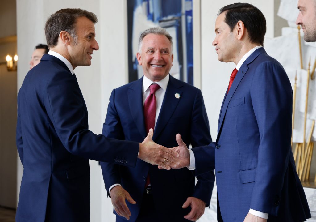 French President Emmanuel Macron speaks with Steve Witkoff and Secretary of State Marco Rubio.