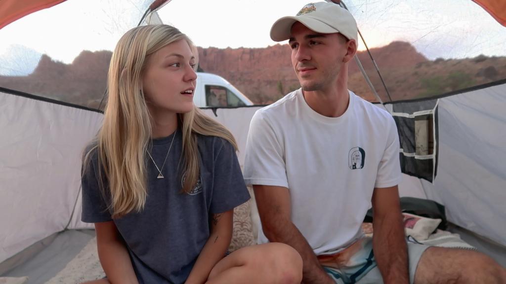 Gabby Petito (left) and Brian Laundrie (right)