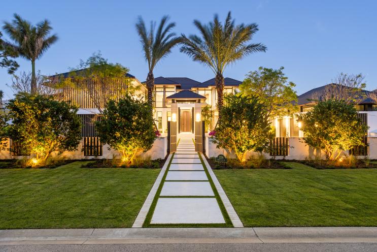 Luxury new-construction home located in the exclusive Bear's Club enclave with a Jack Nicklaus designed golf course, Jupiter.