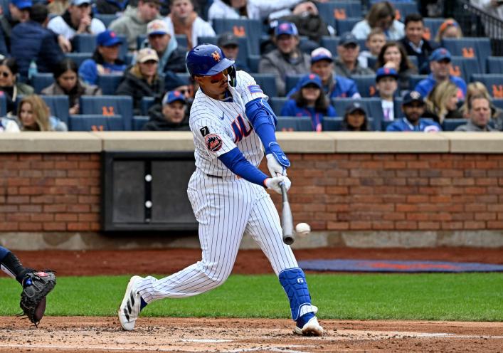 Mark Vientos connects for a single at Citi Field.