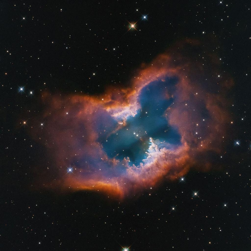The moth-like nebula NGC 2899.