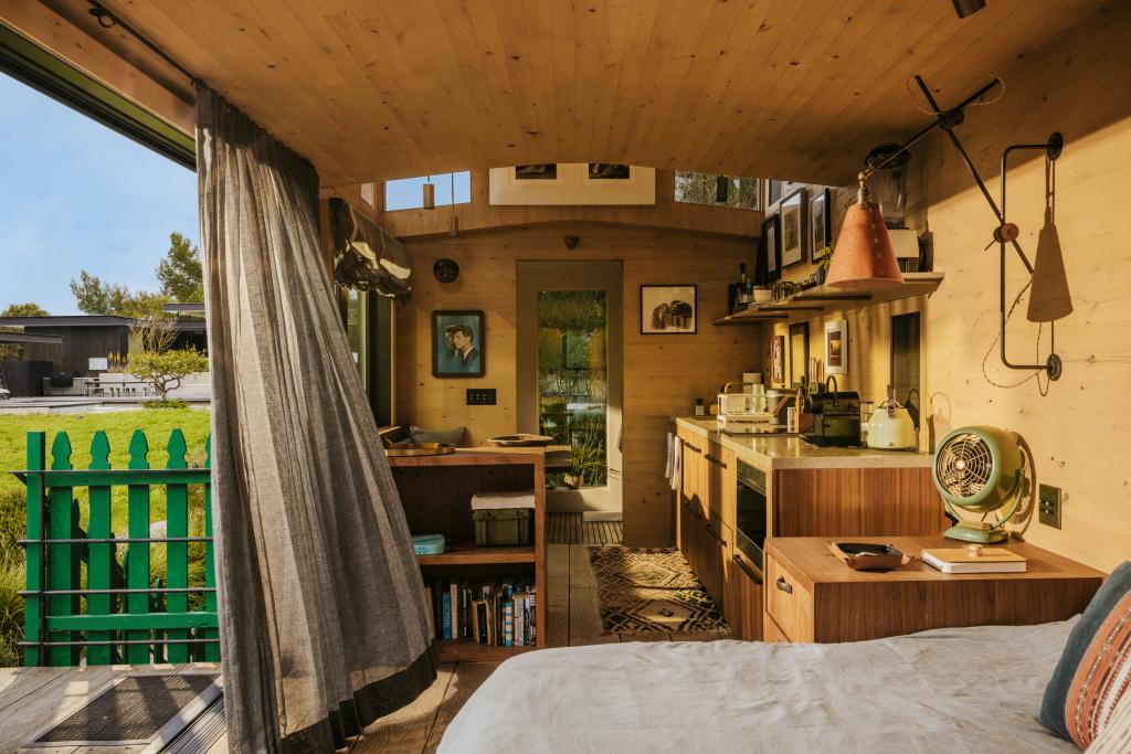 Duchovny spent about $1 million renovating the train car.