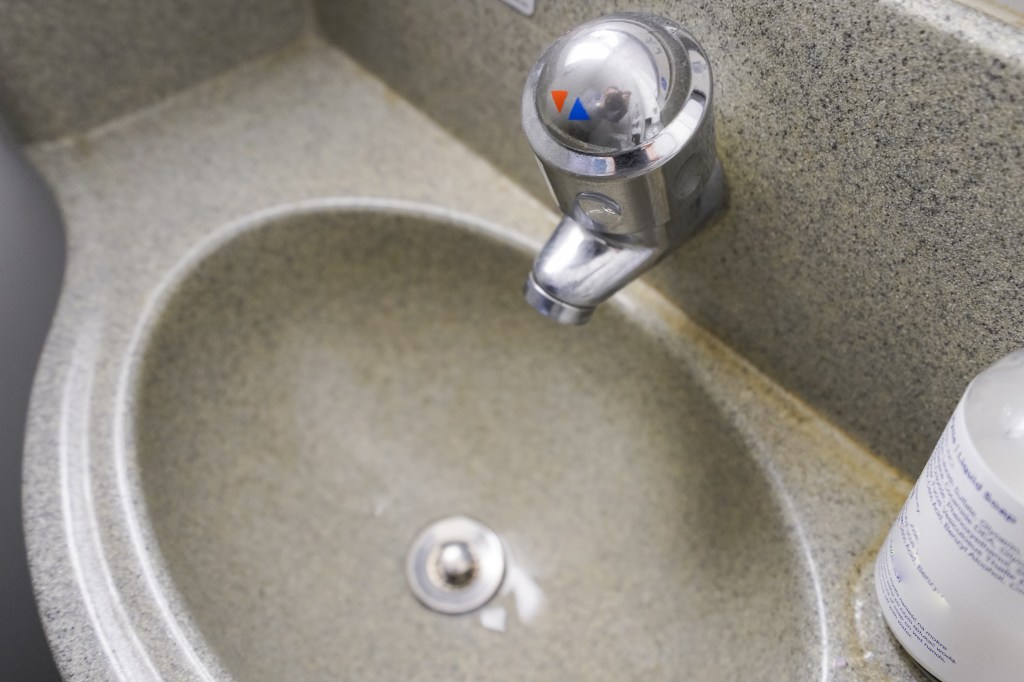 airplane sink