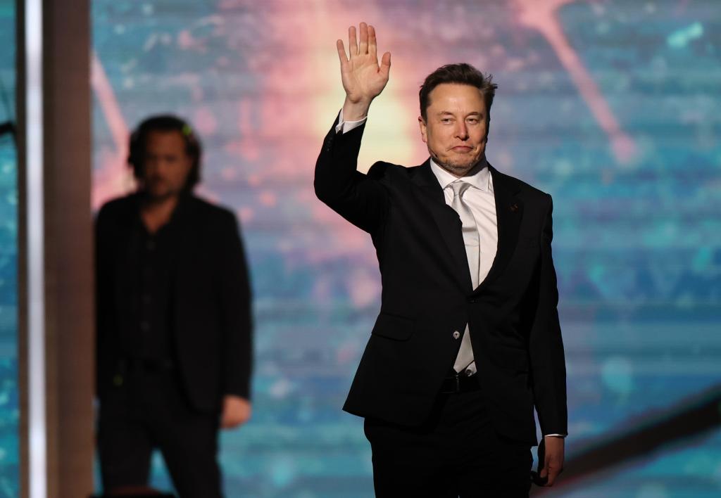 Tesla’s board has reportedly formed a special committee to reconsider CEO Elon Musk’s pay.