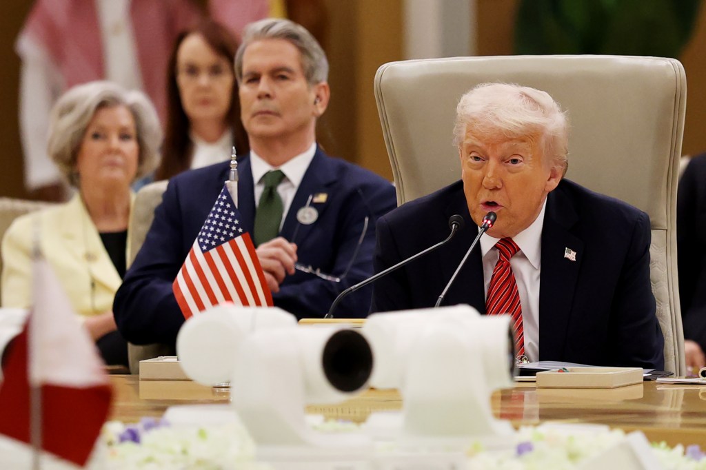 Trump called on Syria to recognize Israel after also calling on Saudi Arabia to do so, saying that Crown Prince Mohammed bin Salman would "be greatly honoring me" by doing so.