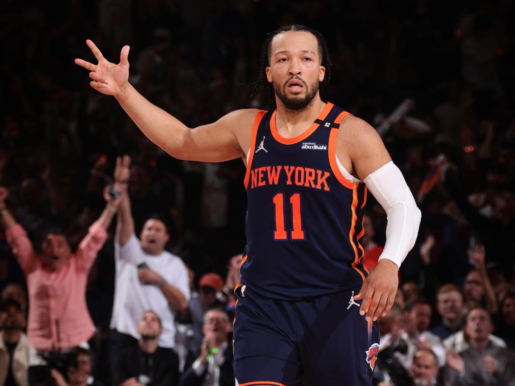 Jalen Brunson celebrates after hitting a shot during the Knicks' Game 4 win over the Celtics. 
