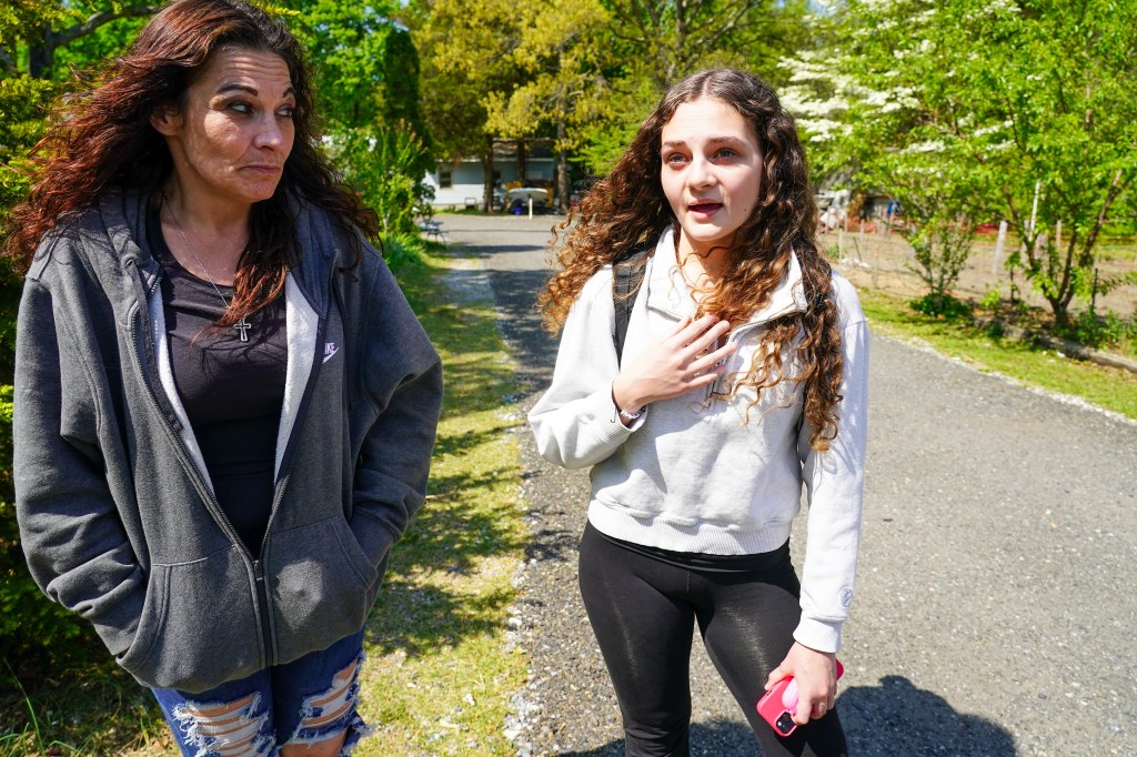 Alana Hannah, 14, and her mother Leslie Rempfper, the ex-wife of Hannah.