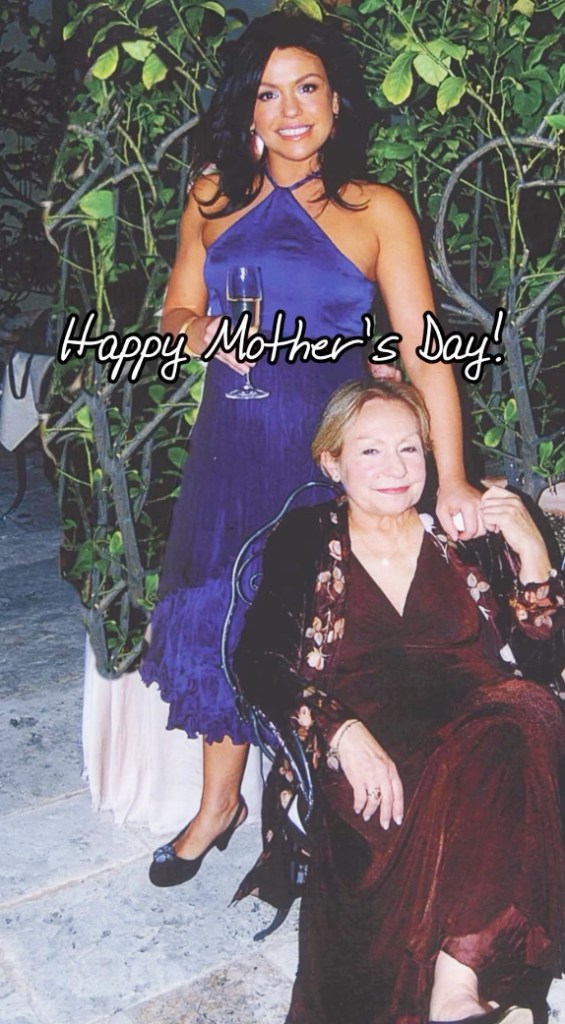 Rachael Ray and her mom