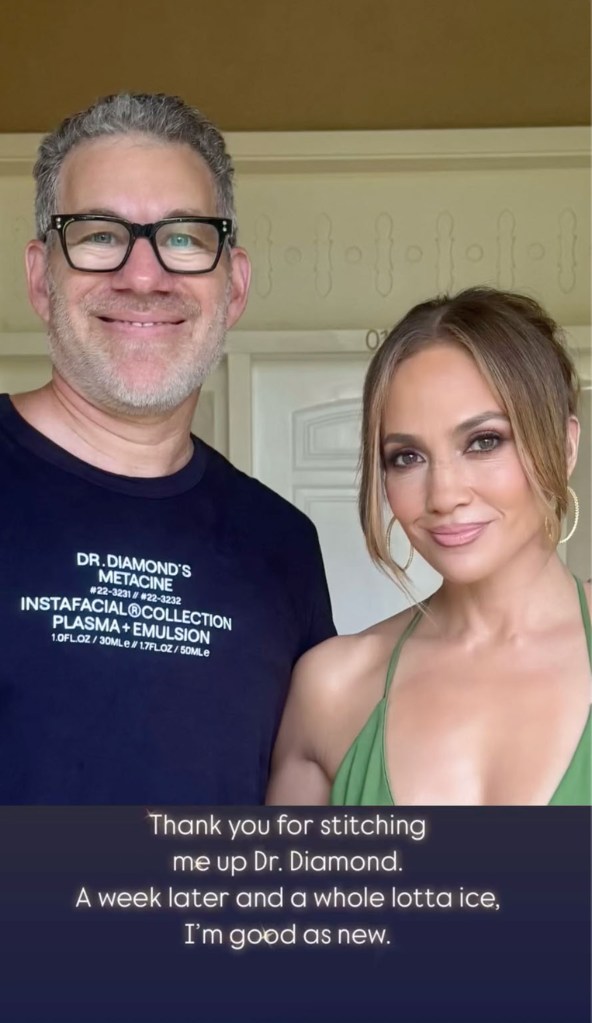 Jennifer Lopez with the plastic surgeon who treated her cut