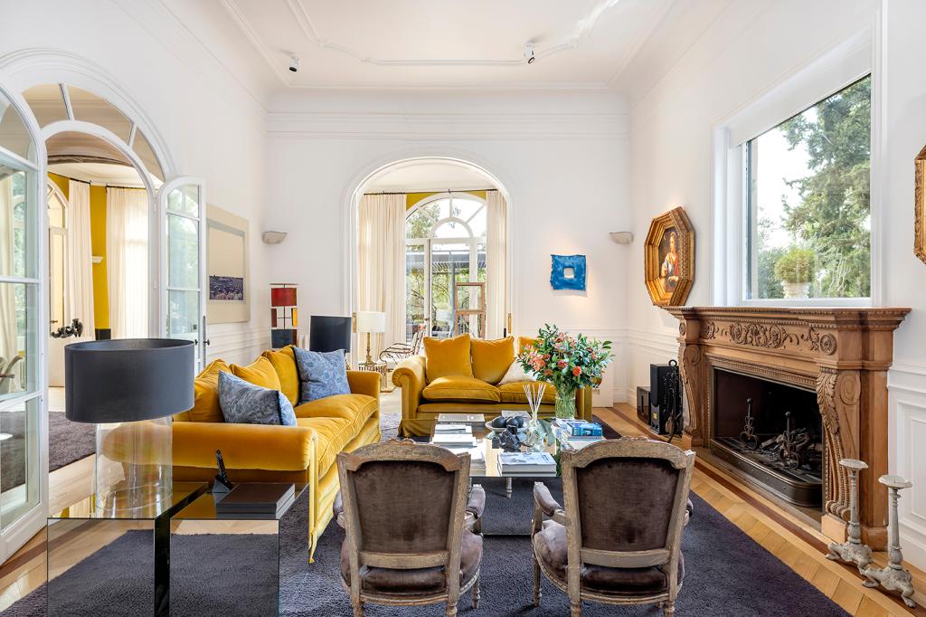 A living space. 