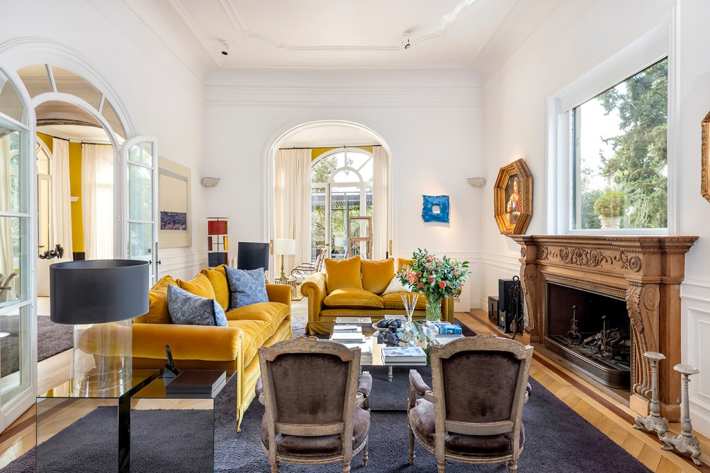 A living space. 
