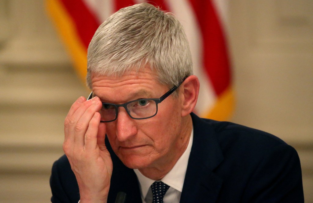 Tim Cook at a White House meeting.